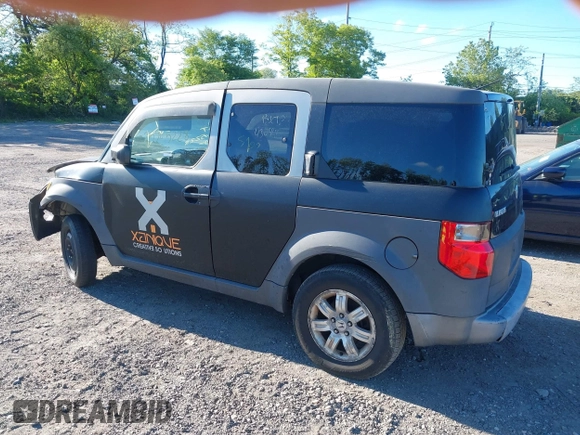 2004 Honda Element EX with VIN 5J6YH286X4L006175, listed as a IAAI auction lot 42316315 with Not provided miles and . Bid and sale history available at DreamBid. Image 3.