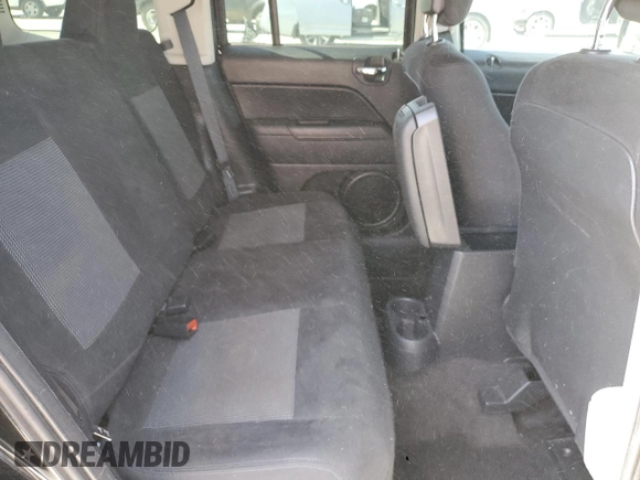 2015 Jeep Patriot Latitude with VIN 1C4NJPFB1FD314763, listed as a Copart auction lot 51809265 with 166,797 mi miles and Clean Title. Bid and sale history available at DreamBid. Image 11.