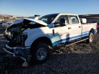 2020 Ford Super Duty F-250 SRW XL with VIN 1FT7W2B68LEC74337, listed as a Copart auction lot 83010274 with 0 mi miles and Salvage Title. Bid and sale history available at carsss.com. Image 1.