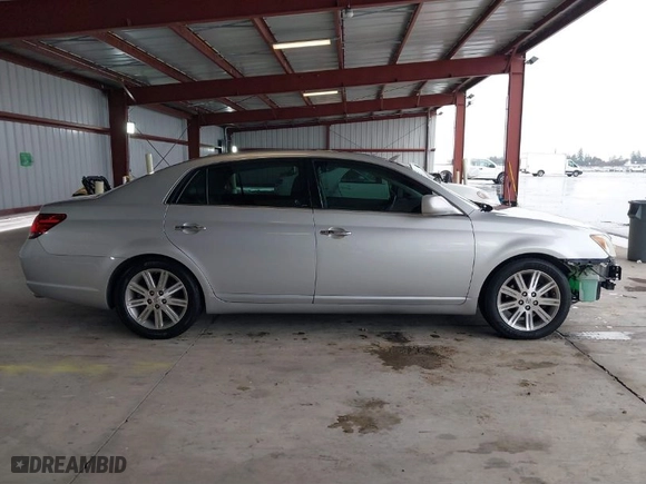 2009 Toyota Avalon XL with VIN 4T1BK36B79U342611, listed as a IAAI auction lot 41611165 with NaN miles. Bid and sale history available at carsss.com. Image 14.