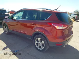 2014 Ford Escape SE with VIN 1FMCU0GX1EUB33821, listed as a IAAI auction lot 41702719 with 1 mi miles. Bid and sale history available at carsss.com. Image 3.