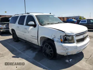 2007 Chevrolet Suburban LT z VIN 1GNFC16J17J183881, wystawiony jako Copart lot #63805785 z przebiegiem 157 331 mil mil oraz Szkoda całkowita • Salvage title. Historia ofert i sprzedaży dostępna na DreamBid. Obrazek 4.
