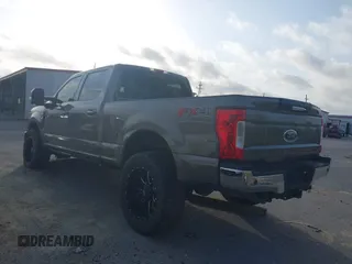 2019 Ford F-250 XL with VIN 1FT7W2BT6KEG02276, listed as a IAAI auction lot 41936090 with 140,394 mi miles and . Bid and sale history available at DreamBid. Image 3.