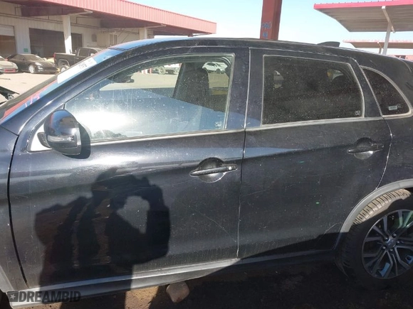 2019 Mitsubishi Outlander Sport ES 2.0 with VIN JA4AR3AU9KU020878, listed as a IAAI auction lot 41289757 with 81,731 mi miles. Bid and sale history available at carsss.com. Image 14.