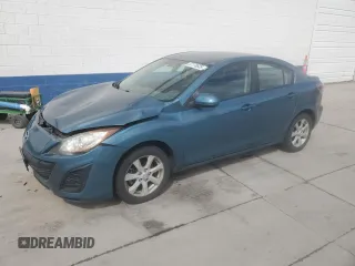 2011 Mazda 3 i Touring z VIN JM1BL1VF8B1473533, wystawiony jako Copart lot #57178535 z przebiegiem 105 568 mil mil oraz Szkoda całkowita • Salvage title. Historia ofert i sprzedaży dostępna na DreamBid. Obrazek 1.