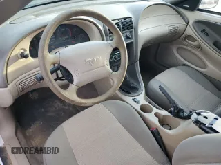 2004 Ford Mustang Deluxe with VIN 1FAFP44634F136739, listed as a Copart auction lot 44078925 with 105,591 mi miles and Salvage Title. Bid and sale history available at carsss.com. Image 8.