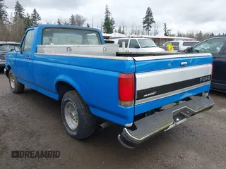 1988 Ford F-150 with VIN 2FTDF15Y4JCA68039, listed as a IAAI auction lot 41714172 with 8,856 mi miles. Bid and sale history available at carsss.com. Image 3.