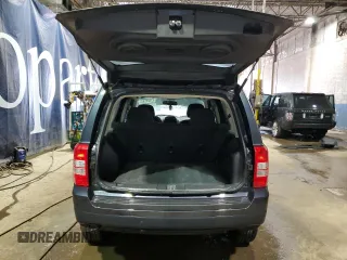 2014 Jeep Patriot Latitude with VIN 1C4NJRFB7ED884812, listed as a Copart auction lot 47580245 with 123,780 mi miles and Clean Title. Bid and sale history available at carsss.com. Image 6.