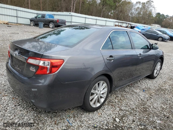 2013 Toyota Camry L with VIN 4T1BF1FK4DU257761, listed as a Copart auction lot 83628804 with 97,030 mi miles and Salvage Title. Bid and sale history available at carsss.com. Image 3.