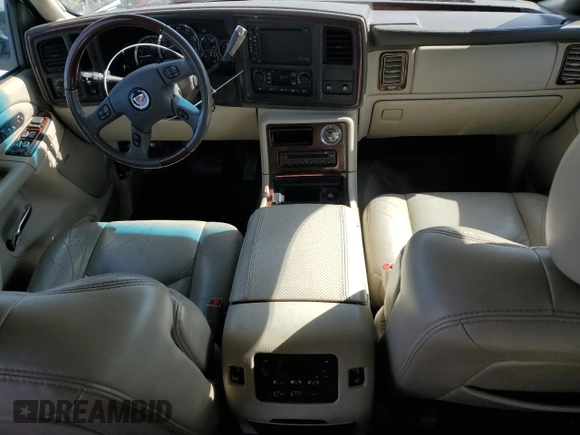 2005 Cadillac Escalade ESV z VIN 3GYFK66NX5G105815, wystawiony jako Copart lot #50099605 z przebiegiem 148 909 mil mil oraz Szkoda całkowita • Salvage title. Historia ofert i sprzedaży dostępna na DreamBid. Obrazek 8.