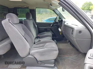 2006 GMC Sierra 1500 Work Truck z VIN 1GTEK19B76E109013, wystawiony jako IAAI lot #42098117 z przebiegiem 204 399 mil mil oraz . Historia ofert i sprzedaży dostępna na DreamBid. Obrazek 5.