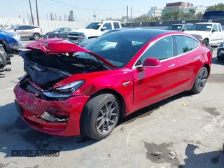 2019 Tesla Model 3 Mid Range с VIN 5YJ3E1EA7KF396485, выставлен на аукционе IAAI как лот 41999619 с пробегом 48 090 миль миль и . История ставок и продаж доступна на DreamBid. Изображение 2.