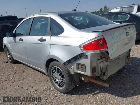 2011 Ford Focus SE with VIN 1FAHP3FN5BW147620, listed as a IAAI auction lot 41775563 with 228,222 mi miles. Bid and sale history available at carsss.com. Image 3.