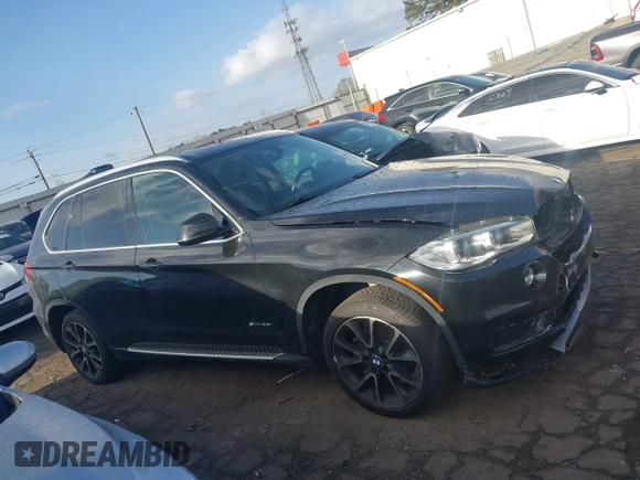2014 BMW X5 sDrive35i with VIN 5UXKR2C50E0H31926, listed as a IAAI auction lot 41838021 with 125,813 mi miles. Bid and sale history available at carsss.com. Image 13.