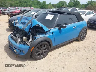 2013 MINI Convertible S with VIN WMWZP3C53DT705016, listed as a IAAI auction lot 42155802 with Not provided miles and . Bid and sale history available at DreamBid. Image 17.
