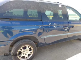 2002 Dodge Caravan EX z VIN 2B8GP74L92R529717, wystawiony jako IAAI lot #42478226 z przebiegiem Nie podano mil oraz . Historia ofert i sprzedaży dostępna na DreamBid. Obrazek 6.