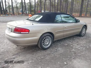 2004 Chrysler Sebring LXi with VIN 1C3EL55R84N390988, listed as a IAAI auction lot 41611093 with 91,577 mi miles and . Bid and sale history available at DreamBid. Image 4.