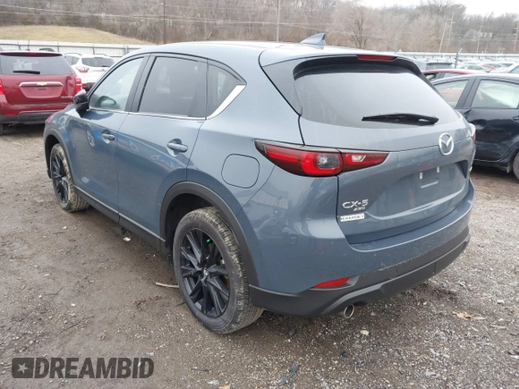 2024 Mazda CX-5 2.5 S Carbon Edition with VIN JM3KFBCL5R0430300, listed as a IAAI auction lot 41206420 with 4,726 mi miles. Bid and sale history available at carsss.com. Image 3.