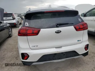2020 Kia Niro LX with VIN KNDCB3LC0L5399563, listed as a Copart auction lot 77760024 with 84,404 mi miles and Non Repairable. Bid and sale history available at carsss.com. Image 6.