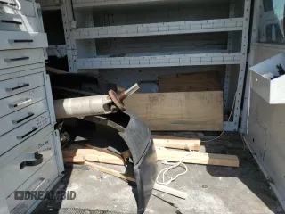 2008 Ford Econoline Cargo Commercial z VIN 1FTNE24W78DA18081, wystawiony jako Copart lot #54055265 z przebiegiem 162 658 mil mil oraz Szkoda całkowita • Salvage title. Historia ofert i sprzedaży dostępna na DreamBid. Obrazek 11.