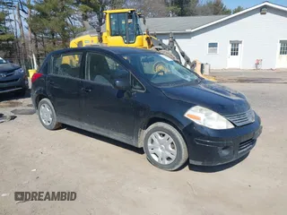 2009 Nissan Versa 1.8 S with VIN 3N1BC13E89L501721, listed as a IAAI auction lot 41770266 with 203,314 mi miles. Bid and sale history available at carsss.com. Image 1.