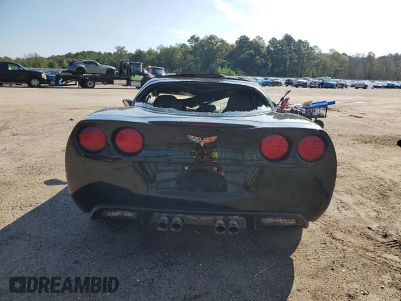 2009 Chevrolet Corvette 3LT z VIN 1G1YY26W795109258, wystawiony jako Copart lot #67592724 z przebiegiem Nie podano mil oraz Szkoda całkowita • Salvage title. Historia ofert i sprzedaży dostępna na DreamBid. Obrazek 6.