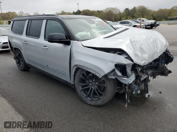 2024 Jeep Grand Wagoneer Series II with VIN 1C4SJSFP3RS150188, listed as a Copart auction lot 55256235 with 3,371 mi miles and Non repairable. Bid and sale history available at DreamBid. Image 4.