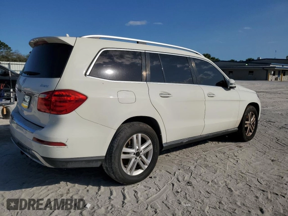 2013 Mercedes-Benz GL 450 z VIN 4JGDF7CE7DA181111, wystawiony jako Copart lot #44963555 z przebiegiem 114 517 mil mil oraz Czysty tytuł • Clean title. Historia ofert i sprzedaży dostępna na DreamBid. Obrazek 3.