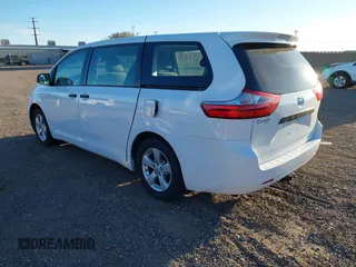 2017 Toyota Sienna L with VIN 5TDZZ3DC3HS828040, listed as a IAAI auction lot 41824384 with 76,159 mi miles. Bid and sale history available at carsss.com. Image 3.