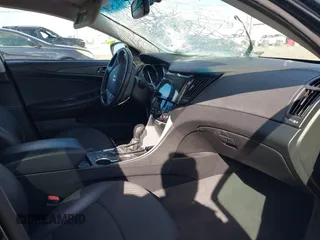 2011 Hyundai Sonata Limited z VIN 5NPEC4AC7BH276033, wystawiony jako IAAI lot #41589174 z przebiegiem 123 012 mil mil oraz . Historia ofert i sprzedaży dostępna na DreamBid. Obrazek 5.