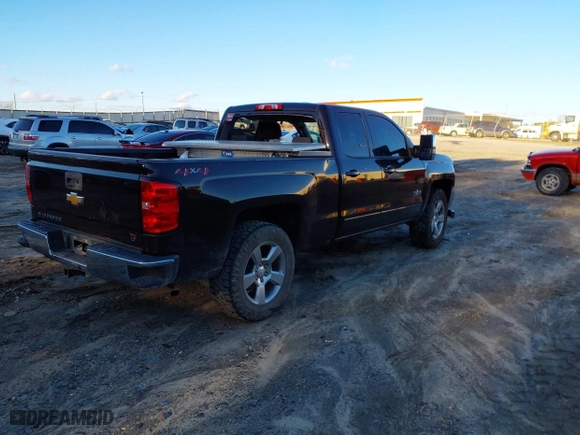 2018 Chevrolet Silverado 1500 LT with VIN 1GCVKREC1JZ292441, listed as a IAAI auction lot 41074213 with 146,607 mi miles. Bid and sale history available at carsss.com. Image 4.