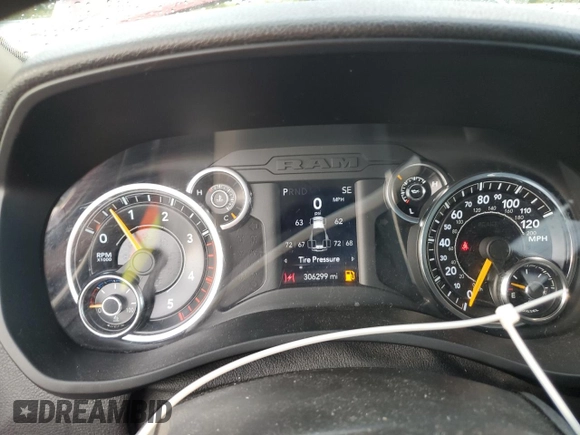 2019 Ram 3500 Tradesman with VIN 3C63RRGL9KG536667, listed as a Copart auction lot 72120564 with 306,299 mi miles and Clean Title. Bid and sale history available at carsss.com. Image 9.