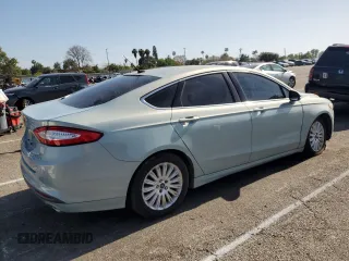 2014 Ford Fusion SE Hybrid with VIN 3FA6P0LU2ER159782, listed as a Copart auction lot 54444274 with 255,212 mi miles and Salvage Title. Bid and sale history available at DreamBid. Image 3.