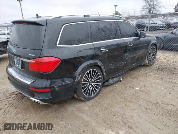 2014 Mercedes-Benz GL-Class GL 550 with VIN 4JGDF7DE1EA274612, listed as a IAAI auction lot 41710174 with 105,094 mi miles. Bid and sale history available at carsss.com. Image 4.