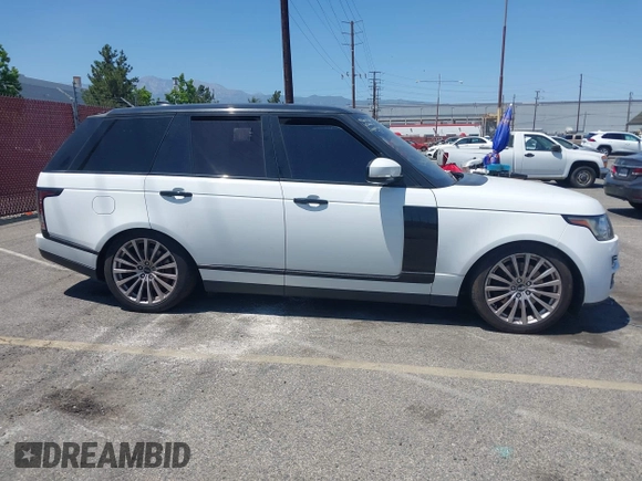 2017 Land Rover Range Rover z VIN SALGR2FVXHA377114, wystawiony jako IAAI lot #42283510 z przebiegiem 69 846 mil mil oraz . Historia ofert i sprzedaży dostępna na DreamBid. Obrazek 13.