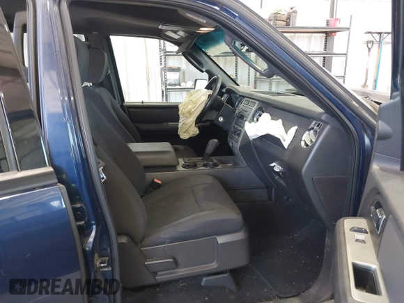 2008 Ford Expedition Max SSV with VIN 1FMFK165X8LA03880, listed as a IAAI auction lot 42324066 with 109,473 mi miles and . Bid and sale history available at DreamBid. Image 5.