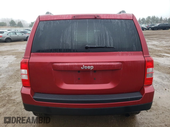 2014 Jeep Patriot Altitude with VIN 1C4NJPBA7ED512632, listed as a Copart auction lot 43197655 with 163,440 mi miles and Salvage Title. Bid and sale history available at DreamBid. Image 6.