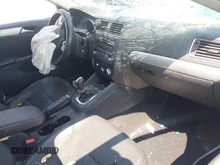 2013 Volkswagen Jetta SE с VIN 3VWDX7AJXDM455340, выставлен на аукционе IAAI как лот 42198360 с пробегом 31 024 миль миль и . История ставок и продаж доступна на DreamBid. Изображение 5.