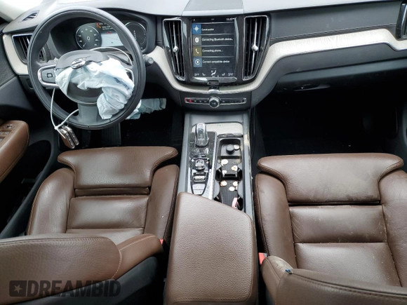 2018 Volvo XC60 Inscription with VIN LYVBR0DL5JB122523, listed as a Copart auction lot 82678134 with 52,921 mi miles and Salvage Title. Bid and sale history available at carsss.com. Image 8.