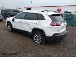 2021 Jeep Cherokee Latitude Lux with VIN 1C4PJMMX5MD133846, listed as a IAAI auction lot 41649737 with 145,382 mi miles. Bid and sale history available at carsss.com. Image 3.