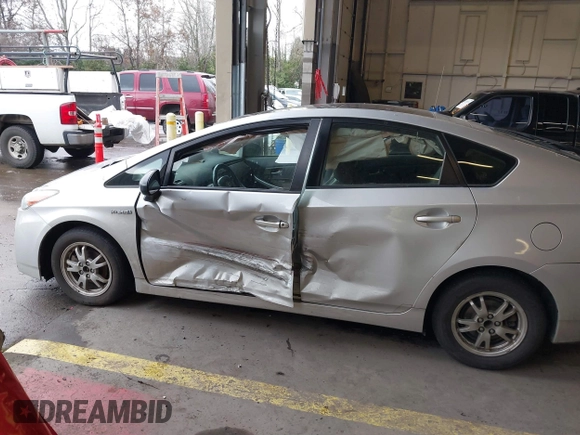 2010 Toyota Prius II with VIN JTDKN3DU8A0024122, listed as a IAAI auction lot 41655391 with 125,071 mi miles and . Bid and sale history available at DreamBid. Image 14.
