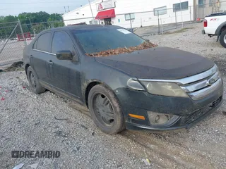 2010 Ford Fusion SE z VIN 3FAHP0HA9AR291195, wystawiony jako IAAI lot #42478951 z przebiegiem Nie podano mil oraz . Historia ofert i sprzedaży dostępna na DreamBid. Obrazek 1.