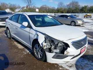 2016 Hyundai Sonata SE z VIN 5NPE24AF0GH371005, wystawiony jako IAAI lot #41269554 z przebiegiem 146 640 mil mil oraz . Historia ofert i sprzedaży dostępna na DreamBid. Obrazek 6.