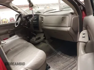 2005 Dodge 1500 SLT with VIN 1D7HU18D55S144522, listed as a IAAI auction lot 41728279 with 173,651 mi miles. Bid and sale history available at carsss.com. Image 5.
