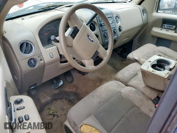 2004 Ford F-150 XL with VIN 1FTPF125X4NB36530, listed as a Copart auction lot 54980485 with 170,853 mi miles and Clean title. Bid and sale history available at DreamBid. Image 8.