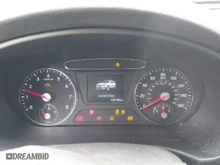 2019 Kia Sorento LX with VIN 5XYPGDA31KG436492, listed as a IAAI auction lot 41900083 with 106,789 mi miles. Bid and sale history available at carsss.com. Image 7.
