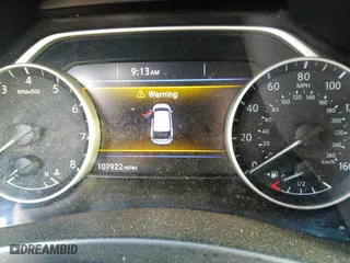 2016 Nissan Murano SL with VIN 5N1AZ2MH3GN105923, listed as a IAAI auction lot 40622962 with 107,922 mi miles. Bid and sale history available at carsss.com. Image 7.