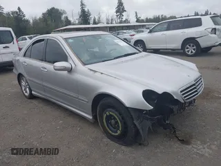 2005 Mercedes-Benz C 230 Kompressor z VIN WDBRF40J15A667262, wystawiony jako IAAI lot #41288737 z przebiegiem Nie podano mil oraz . Historia ofert i sprzedaży dostępna na DreamBid. Obrazek 1.