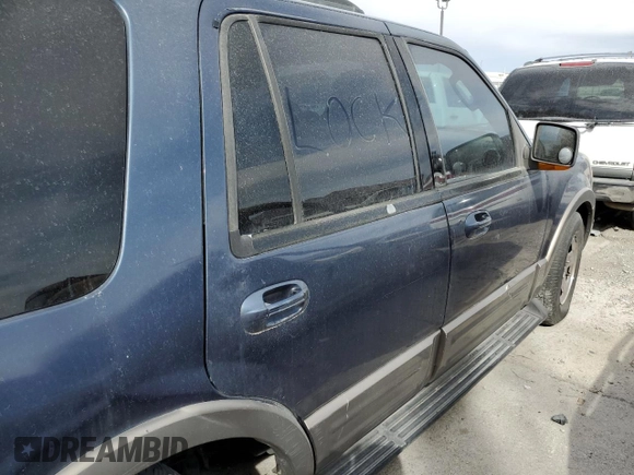 2003 Ford Expedition Eddie Bauer with VIN 1FMPU18L33LB54918, listed as a Copart auction lot 44082225 with 210,084 mi miles and Non Repairable. Bid and sale history available at carsss.com. Image 11.