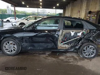 2024 Hyundai Elantra SEL with VIN KMHLM4DG5RU720170, listed as a IAAI auction lot 42197829 with 18,398 mi miles and . Bid and sale history available at DreamBid. Image 15.